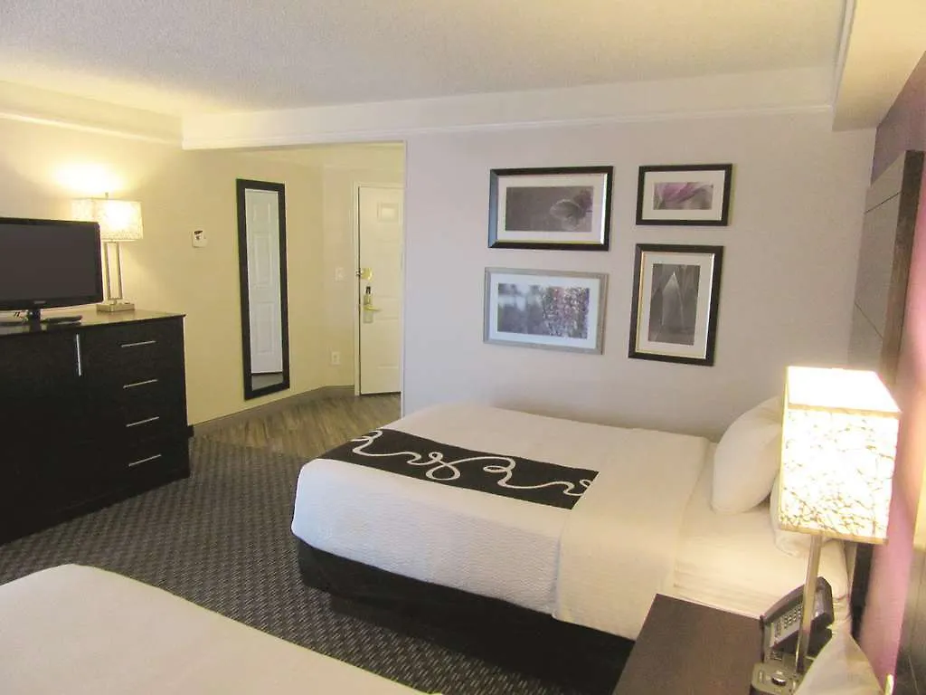 La Quinta By Wyndham Las Vegas Summerlin Tech
