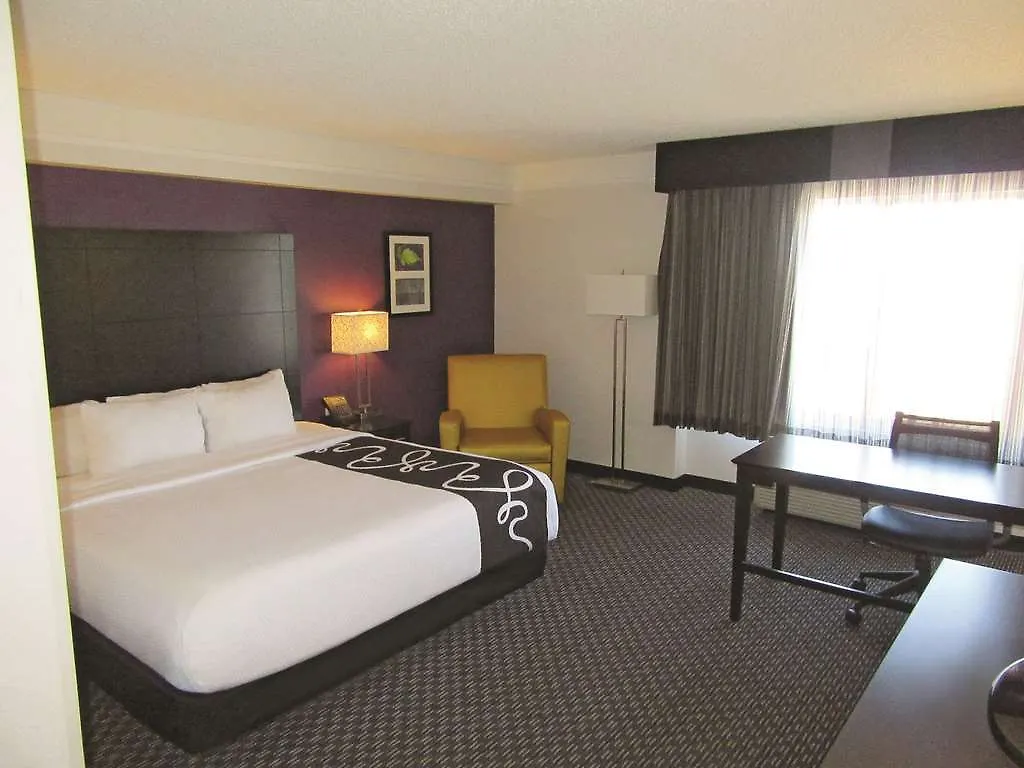 Hotel La Quinta By Wyndham Las Vegas Summerlin Tech