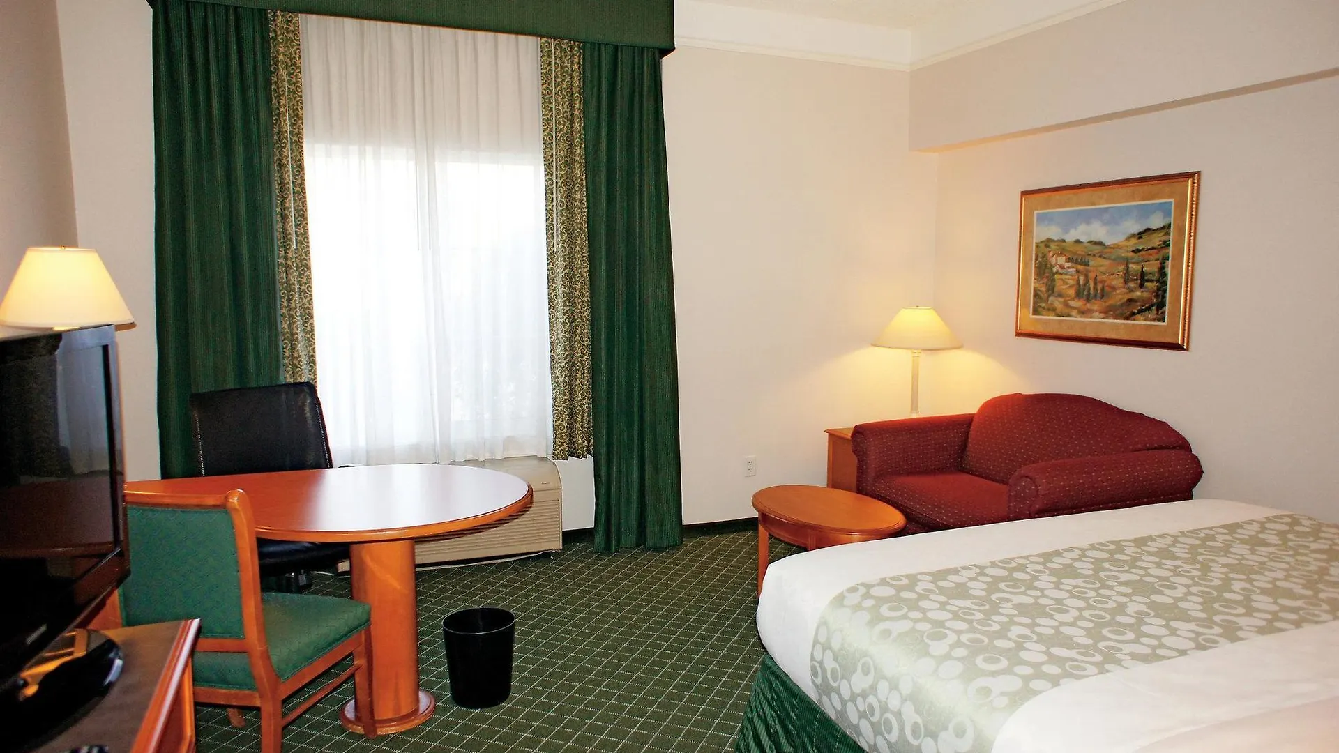 Hotel La Quinta By Wyndham Las Vegas Summerlin Tech