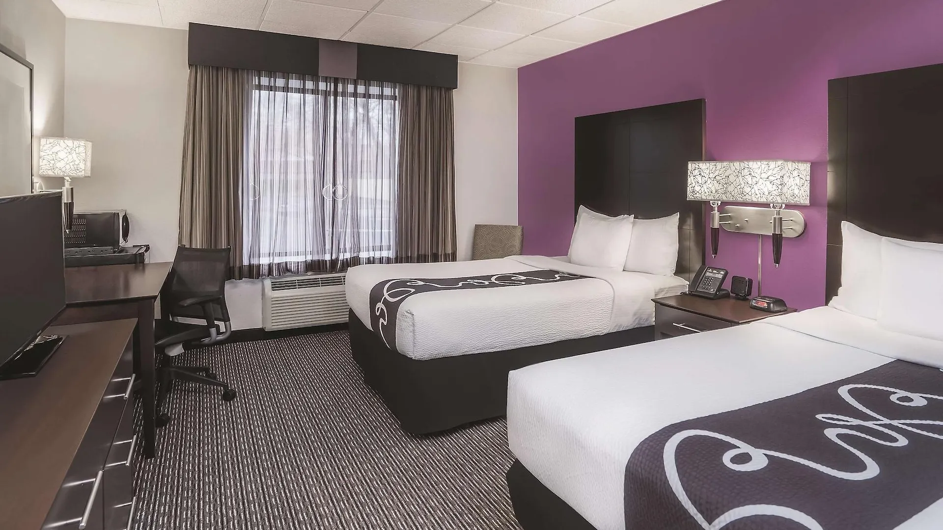 La Quinta By Wyndham Las Vegas Summerlin Tech Ξενοδοχείο