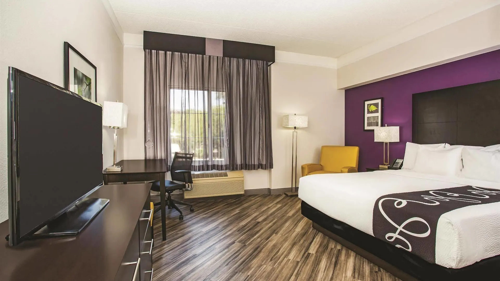 La Quinta By Wyndham Las Vegas Summerlin Tech